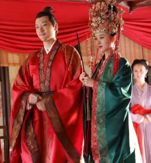 將軍嫁到2最新110章，英雄的命運(yùn)與情感的糾葛